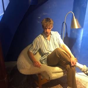 Meet your Posher, Mads wittus